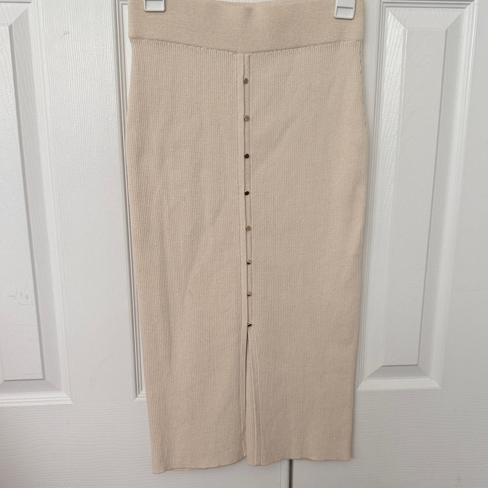 Ribbed Cream Button-Front Pencil Skirt